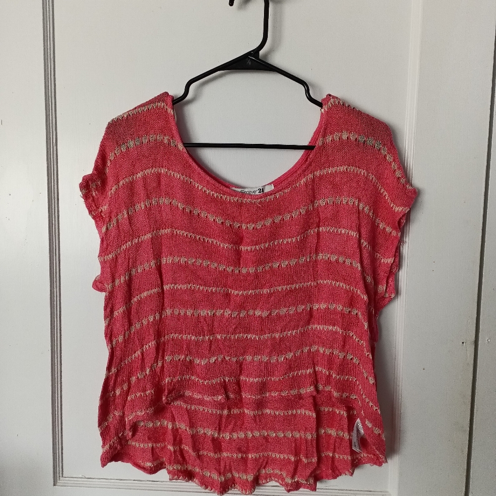 Forever 21 crochet tshirt